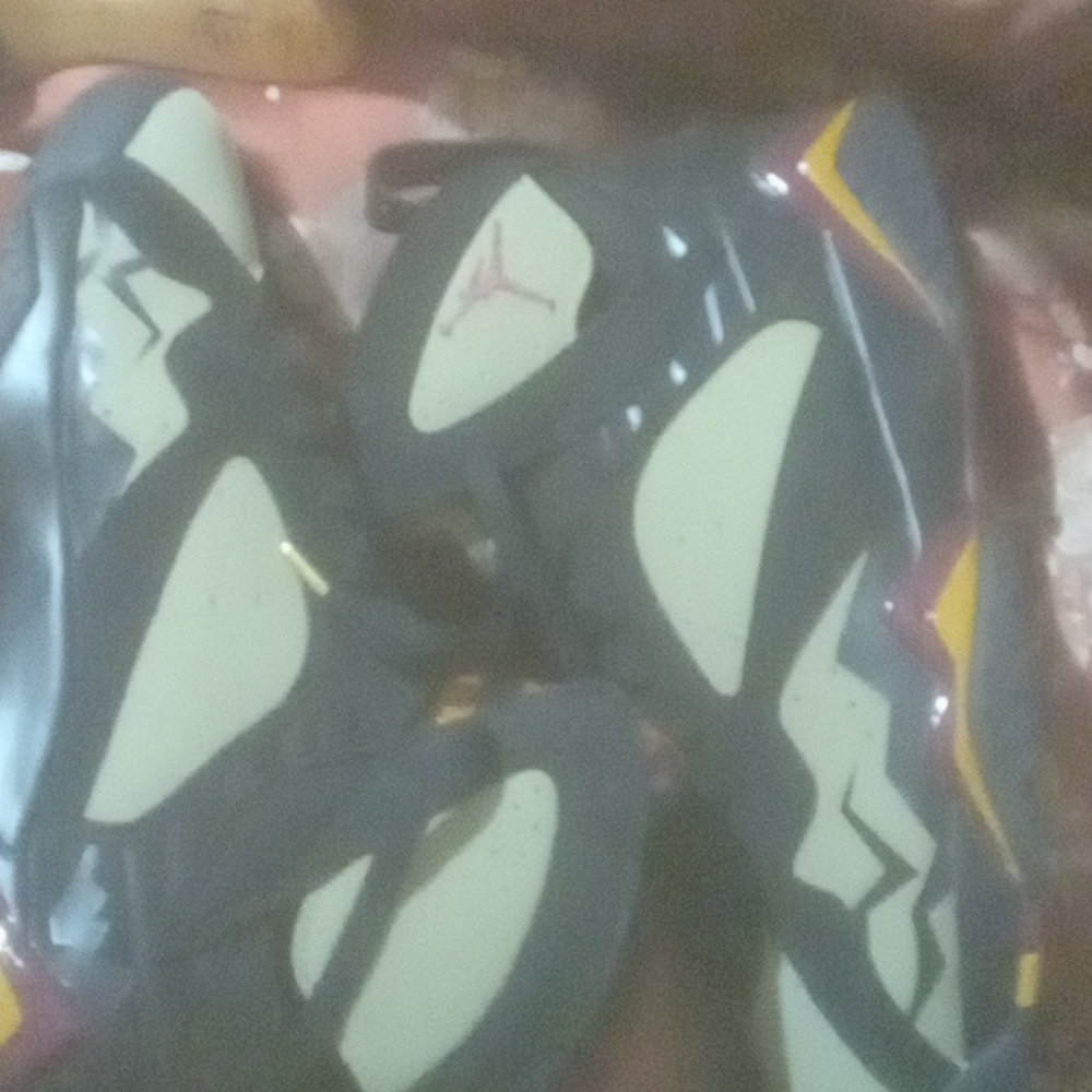 Jordans 7 size 12 in men